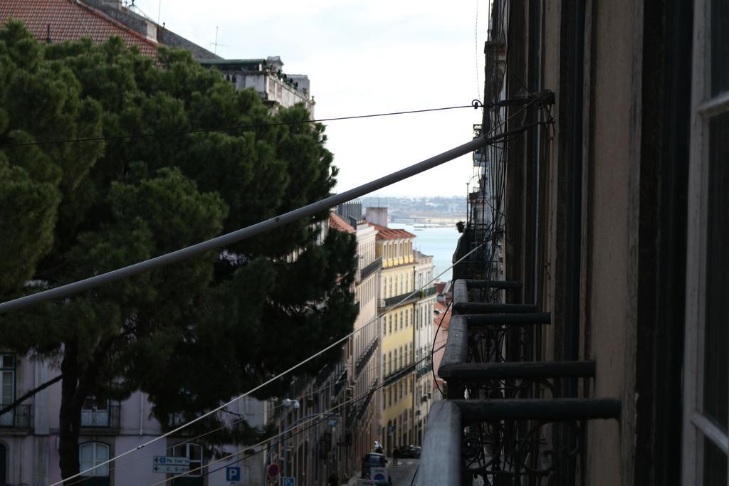 Flores 105 Lisbon Exterior photo